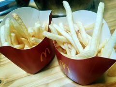 依然诱人的薯条-麦当劳(健德桥得来速店)