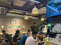 -云阿蛮云南生烫牛肉米线(奉贤路店)