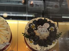 -花花卷卷·鲜食蛋糕(静安久光百货店)