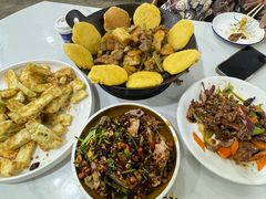 -红姐东北菜私房菜铁锅炖饺子馆(中街店)