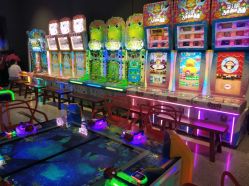 -嗨翻Hi-Fun竞技主题乐园·蹦床团建生日聚会(五棵松华熙店)