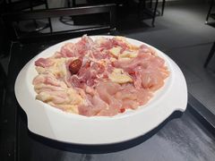 -野迹·石橄榄鸡·烧烤(新洲店)