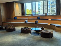 -蔚来中心(北京中关村店)