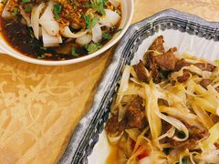 -维吾尔餐厅(宜山路店)