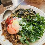 冬天来一碗热腾腾牛杂饭～