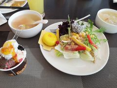 -湖景知味西餐厅•自助餐• 轻食(南京金茂威斯汀大酒店)