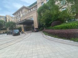 -杭州奥拉克医疗美容门诊部