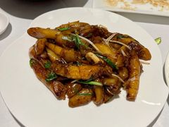 韭菜芽菜炒猪肠粉-花城苑广府菜(侨鑫店)
