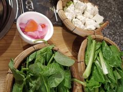 -阿婆情腊排骨火锅(金虹路店)