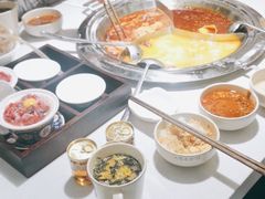 -老房老舍重庆火锅(假日城市店)