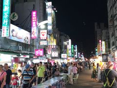 -六合夜市