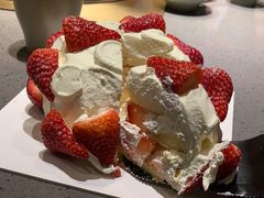 -花花卷卷·鲜食蛋糕(静安久光百货店)