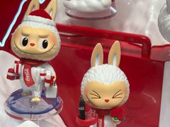 -泡泡玛特POPMART(蓝色港湾店)