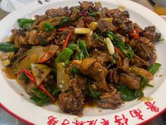 -鲁南仔·滕州炒鸡(经三路店)