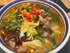 -云阿蛮云南生烫牛肉米线(奉贤路店)