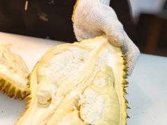 -领鲜活海鲜榴莲自助火锅(东门店)