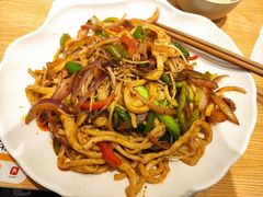 -郑家山村凉皮 肉夹馍 油泼面