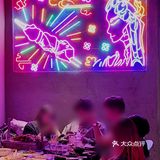 在古朴的小酒馆里，享受超级正宗的烧烤😋