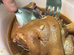 -Kha Mu Charoensang(Silom)