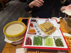 -肘子酥·天津菜·特色捞面(德云社店)