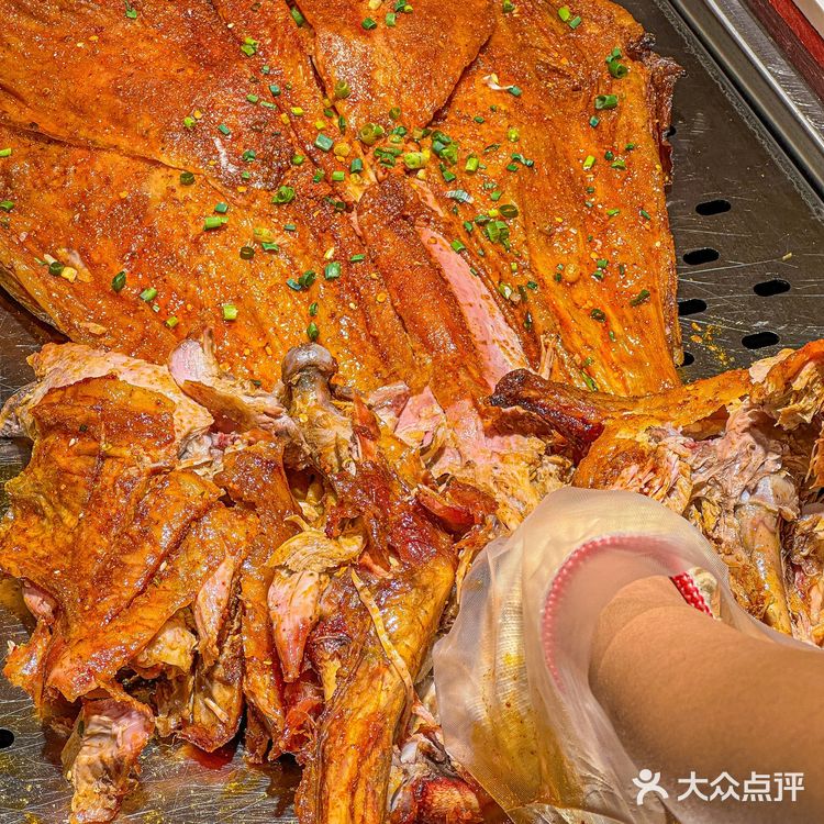 在武汉！沉浸式吃秋天的第一只烤全羊！