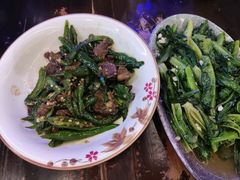 -饭桌故事·血鸭湘(荣宝华店)