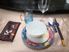 -隆江大酒店(雯婕商务楼店)