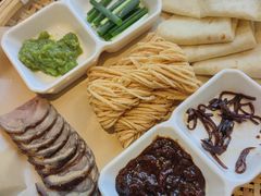 -鸽舞笙平金牌烧鸽子·融合菜(鲁谷店)