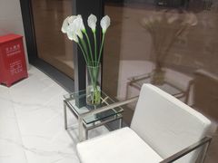 -福奈特洗衣洗鞋(宝华广场店)