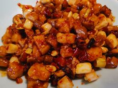 -95号酱骨·一块豆腐(展春园西路店)