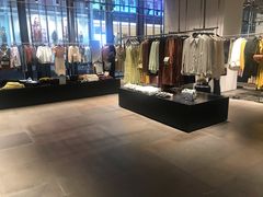 -URBAN REVIVO(深圳华润万象天地店)