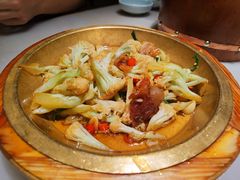 大盘有机花菜-佬麻雀·剁椒鱼头(京基KK One店)