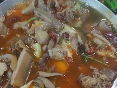 -鹤乡东北菜(崮山路店)
