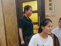-良友·海鲜青岛菜·海肠捞饭(五四广场店)