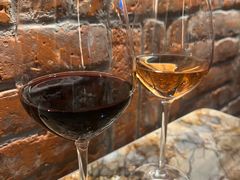 桃红葡萄酒-BROWNSTONE布朗石西班牙餐厅(富城店)