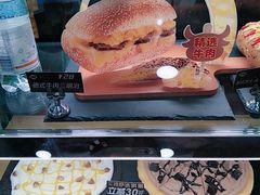 -DQ·蛋糕·冰淇淋(大宁国际商业广场店)