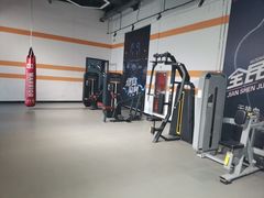 -黑曼巴·悦动游泳健身俱乐部