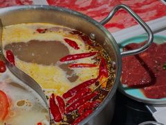 鸳鸯锅底-许府牛火锅(信义坊总店)