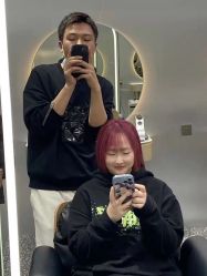 -Tloml salon
