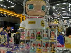 -泡泡玛特POPMART(侨福芳草地店)