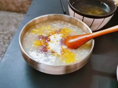 冰凉酸奶酒酿圆子-贡梅老面馆·蟹粉面·无锡特色小吃(南长街主推店)