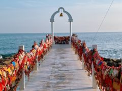 -北戴河碧螺塔海上酒吧公园