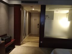 -宜昌均瑶国际酒店(宜昌CBD购物中心夷陵广场店)