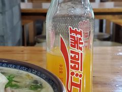 -巍山𤆵肉饵丝