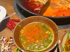 -萍姐火锅·公路夜市(武汉首店)