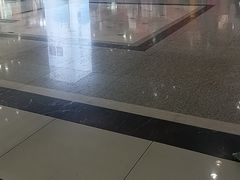 -第5大道精品休闲购物广场