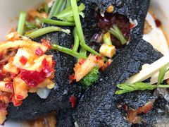 -黑色经典臭豆腐·湖南特产(步行街店)