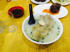 -雷祖芳老妈蹄花店