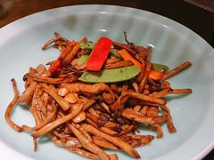 茶树菇牛柳-粗茶淡饭·隐庐私厨(东亭店)