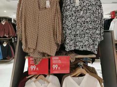 -优衣库(武汉国际广场店)